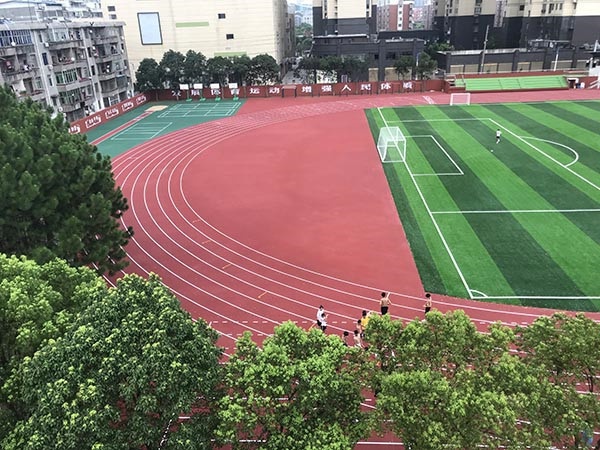 球場(chǎng)跑道